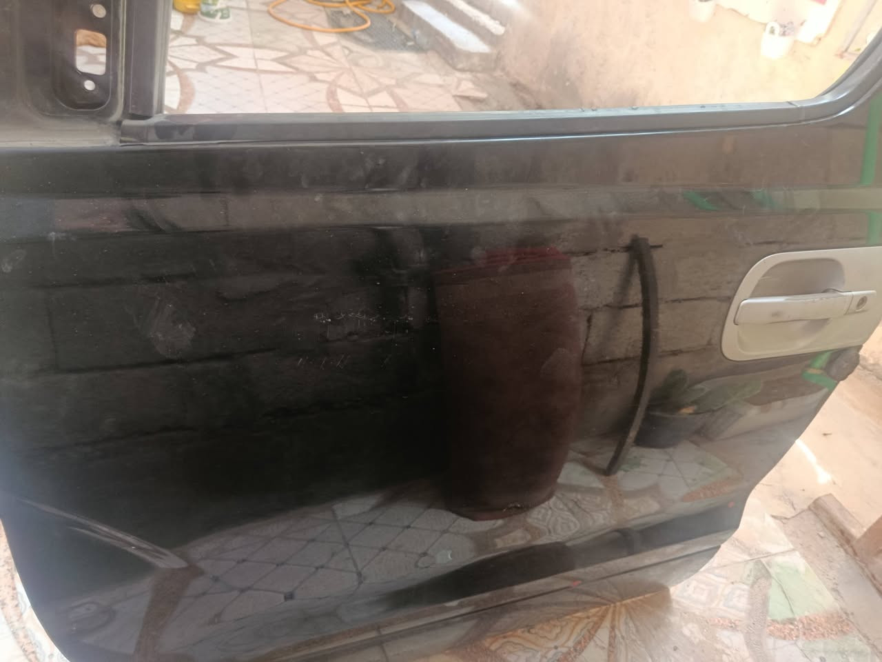 السلام عليكم غراض ستاركس بطاين باب امامي وباب سلايت قفال بيبان امامي باب اسود سايق
نضيف جدا ضفيرة باب سايق ماطور جامه سايق وكلمن وسعره خابر ودلل *********** اتصال فقط واتس اب ماعندي
