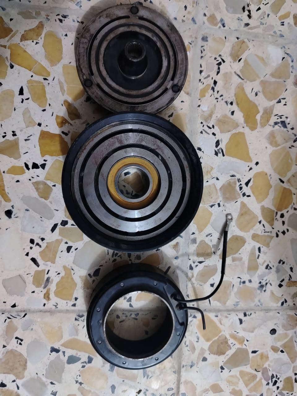 شباب ادوات وفود واوبتما باسعار مناسبة مجمع كوع مي ب ٣٠ الف
حساس كامشفت ب ١٥
كويل كمبريسر كامل الوجة والبلي والكويل جديد كوري اصلي ب ٤٠ الف قفل
دسكات خلفي اصلية ب ٢٠ الف راديتر حاوية ب ٢٠ الف يرادلة بس تبديل القزان الفوك
مجمع كويل كامل ب ٢٥ الف 
واتر بم حاوية نظيف ب ٢٥ الف
رقمي واتساب وبخدمتكم ***********
