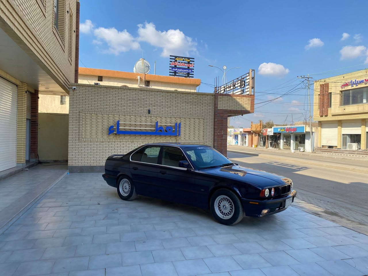 السلام عليكم
BMW 525 

رقم بغداد  مشروع وطني 

تحويل مباشر

مكينه مسكر خير من الله 

كير خير من الله 

حداديه صدر جديد

تبريد ثلج

مصبوغه عام لجماليه

مكاني بغداد 

السعر 55وبيه مجال 

***********وتساب واتصال

‏‪***********‬‏
