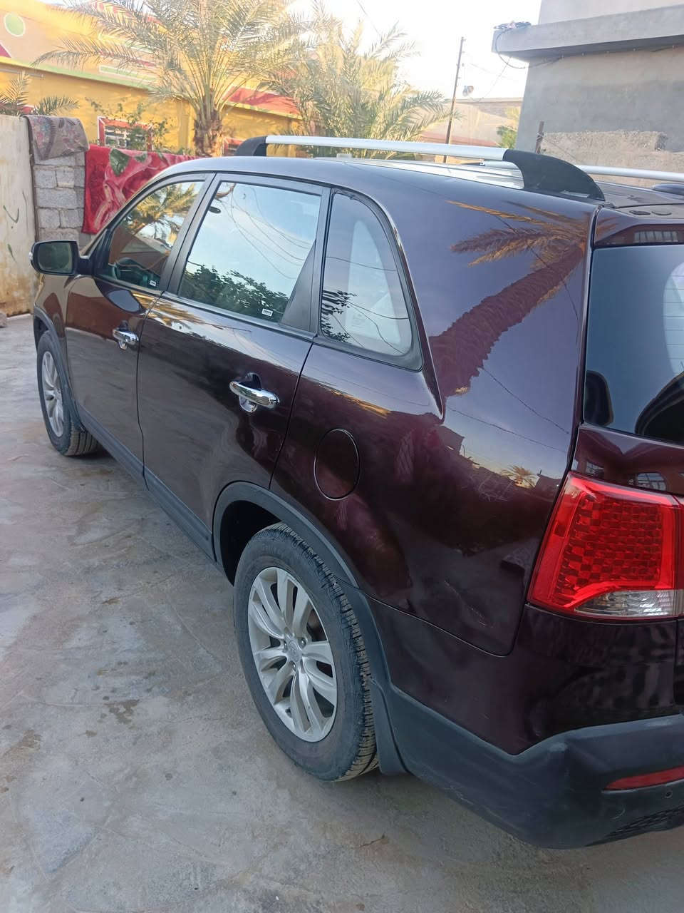 سورنتو 2011 وارد امريكي
محرك 2400 دوش 
اربعة سلندر 
رقم صلاح الدين انكليزي 
محرك مفتوح تجفيت جديد 

كير جديد 

داخل نظيف جديد 

مصبوغة حزام بدون ضربة وتبديل 

تخم تاير جديد 

تدفئة تبريد فوول 

المكان ديالى خان بني سعد 

السعر 120 وبيها مجال 

***********
