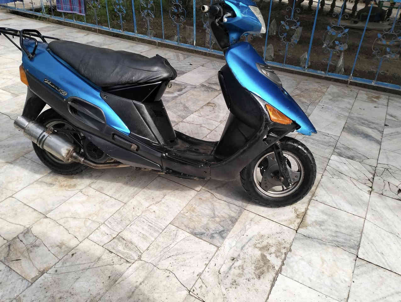 دراجةلبيع  ساسوكي 150 شغالة مابيها اي نقص تايرات كهربااات كامله كلشي  جديد السعر 300وبيها مجال لشراي تصال عل رقم *********** العنوان القرنة الثغر العلوه
