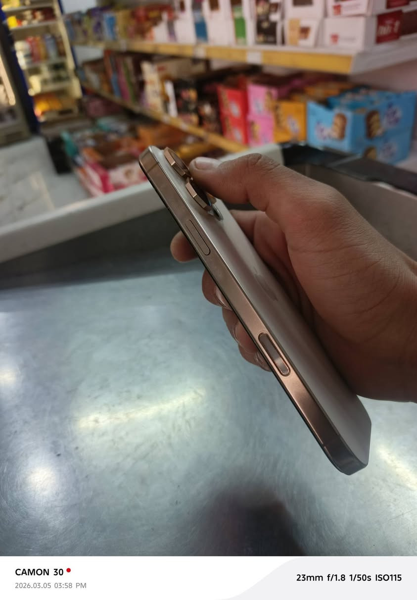 ايفون ١٦ برو ماكس للبيع جهاز جديد لوك عله ايدي تك سمكارت مشحون ٢١٧ مره بطارية ١٠٠ كارتون و شاحنه ويا اصليات كيبل مال جهاز بلاديه سعر مليون و ٥٠٠ وبي مجال بسيط عنوان كركوك حي الوحده ***********
