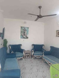 الحكيم نزله عطوف • مشتمل ١٠٠م • سند ٢٥