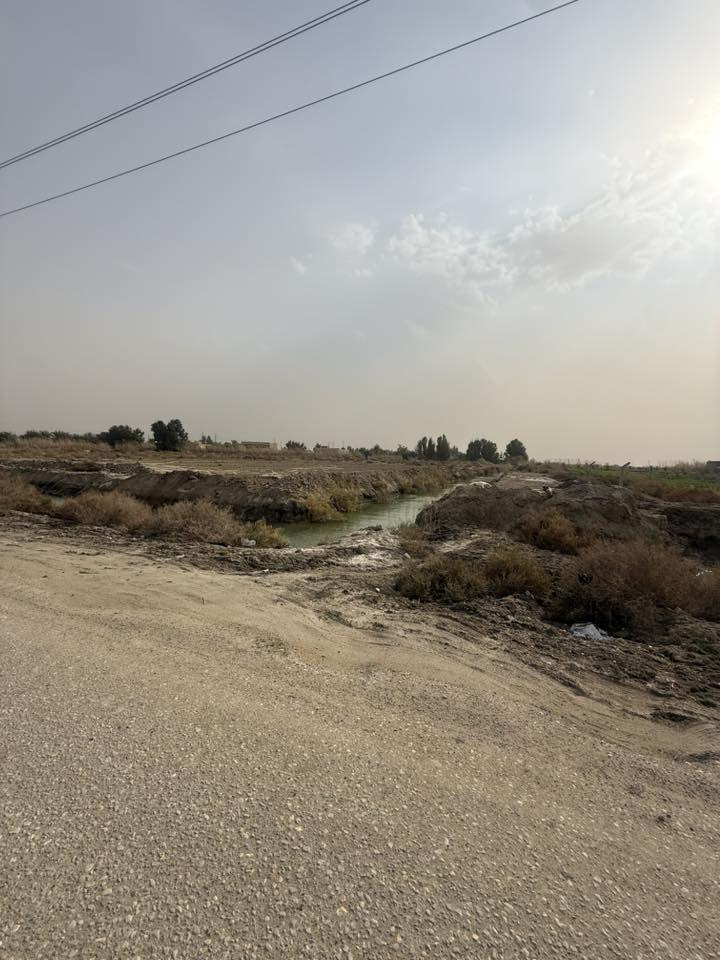 اللهم صلي على محمد وال محمد
قطعت ارض بل ساده الشرامطه بشارع مدرسه المفيد تعبره ٢٠٠ متر ركن ومحدده مساحه تصل لل:5دونم للاستفسار ***********
