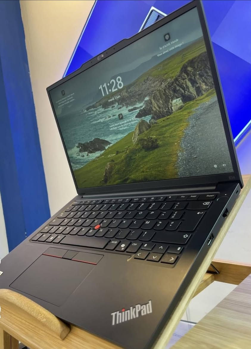 لابتوب lenovo  سوبر سلم الجيل العاشر للبيع
المعالج core i5 الجيل العاشر
رام 8 كيكا DDR4
هارد 256 كيكا SSD
كرت الشاشه Intel UHD حجم 4 كيكا
الشاشه حجم 14 انج ضد التوهج  دقة FHD
باتري ليثيوم 6 خلايا  شحن سريع 65 واط والباطرية ممتازة وشاحن تايب سي 
كامره دقة hd تحتوي قفل فتح وغلق الكامره
 منفذ تايب سي و رام  وhdmi وسيم كرت وباقي المنافذ   الحاسبه كلش نضيفه وحلوه
السعر 375 الف


**إذا كنت صاحب هذا الإعلان وتريد حذفه لأي سبب، رجاءا أرسل رسالة إلى الدعم الفني**