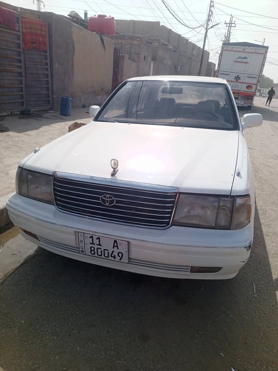 سلام عليكم راس الثور تكم ايسر بلاد كويتي دواخل عسلي غرفه جديده سياره جديده بيه قطعه صبق رقم بغداد انكليزي بسمي حداديه تخم تاير مكينه كير جدد سياره مال جناي سياره منقصه اي شي مكان ناصريه المركز سعر 110 وبيه مجال وبقي التفاصل رقم الهاتف  ***********
