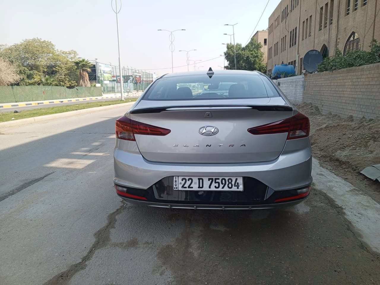 السلام عليكم
من رخصة الادمن

النترا أمريكي موديل 2020

حادثهة قطعتين مرفوقة بالصور

اي نقص مابيهة مكينة كير ممفتوحات

حدادية الصدر جديدة

رادار وشاشة وكامرة وتحديد مسار وبعد بيهة مواصفات

ماشية 60 ألف 

مكاني الجادرية 

***********

السعر 127
