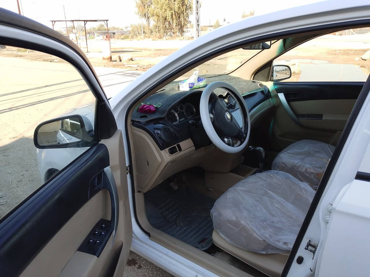 أفيوو  خليجي 2011 لون ابيض
مكينه مفتوح  1600 المرغوب بالسوگ قتصاديه 

گير  اوتماتيك كفاله

تخم تاير

شاشه عارضه 

كامره خلفي 

سياره مال جناي جديده 

 بيهه صبغ شبر او اقل من شبر بالصفاح ترتيب
 وصبغ شبر بالبنيد

بدون حادث

مكان بابل

سعر 69 قفل قفل 

***********

والماسنجر مفتوح
