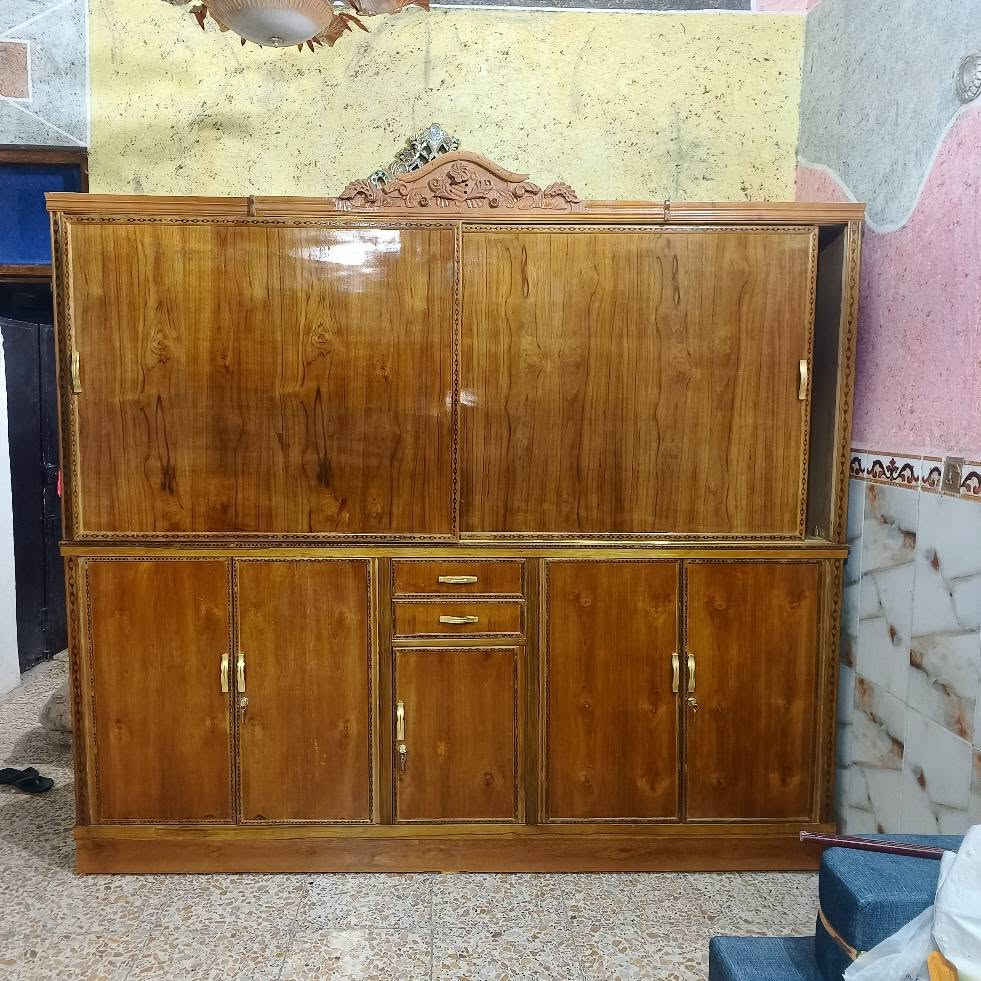 بوفيات اثنين تزكام نجارة وحده طولهه مترين ونص وارتفاعها مترين و30   وثانيه متر ونص طولهه  مكاني العزه القديمه قرب الجامع *********** دهل اوران, واسط
