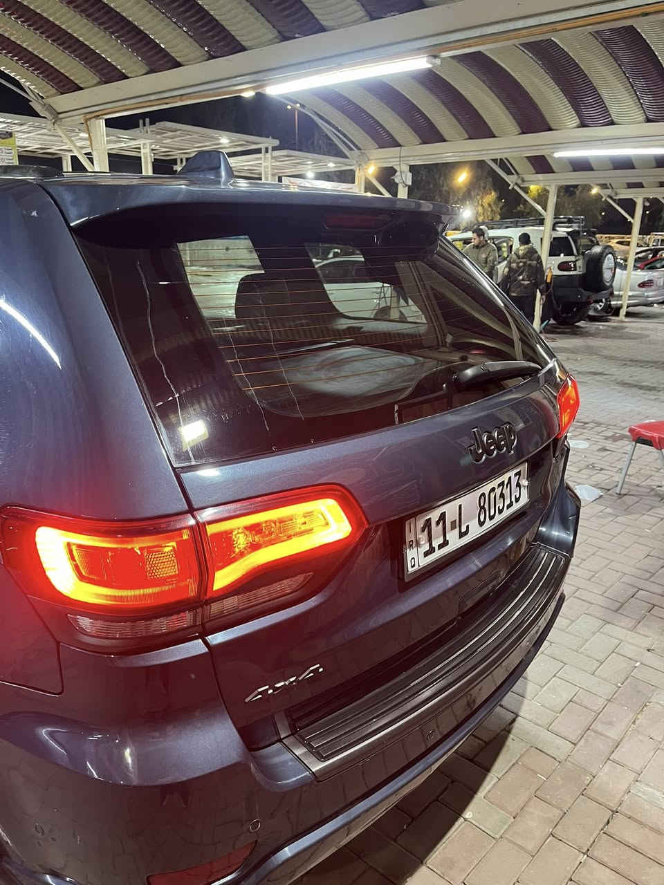 🚗 للبيع:  JEEP CHEROKEE 2021 GRAND

Limited 2021

المواصفات:

• اللون: Cher Blue
• المحرك: 3.6L V6 بنزين
• العداد: 59,000 ميل فقط
• فتحة بانوراما
• كشنات جلد أسود مع تبريد وتدفئة
• ستيرن مع تدفئة
• رادارات أمامية وجانبية
• تشغيل عن بعد + بصمة أبواب
• جنطة كهربائية
• شاشة كبيرة + فول تحكمات
• تحديد مسار + مثبت سرعة

الحالة:

• حادث خفيف في المقدمة (جاملغ يسار + بنيد)
• بدون فتح أي إيرباغ
• الراديتر سليم
• الضرر خارجي فقط 
• السيارة نظيفة وجاهزة للاستعمال

📍 الموقع: النجف الأشرف
💰 السعر المطلوب: 285$ مع مجال بسيط
📞 للتواصل: ***********
