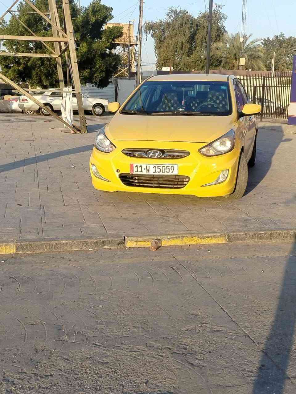 السلام عليكم اكسنت 2013 امريكي حادثهه فقط دعاميه اماميه كلهه ليبل واحد كير مكينه خير من الله تنقيص شي خفيف GDI معروف مكانهه بغداد الشعله السعر 73 بيهه مجال بصيط كلش ***********
