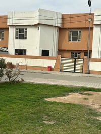 دار للإيجار • ٢٤٠م • مجمع الرواد