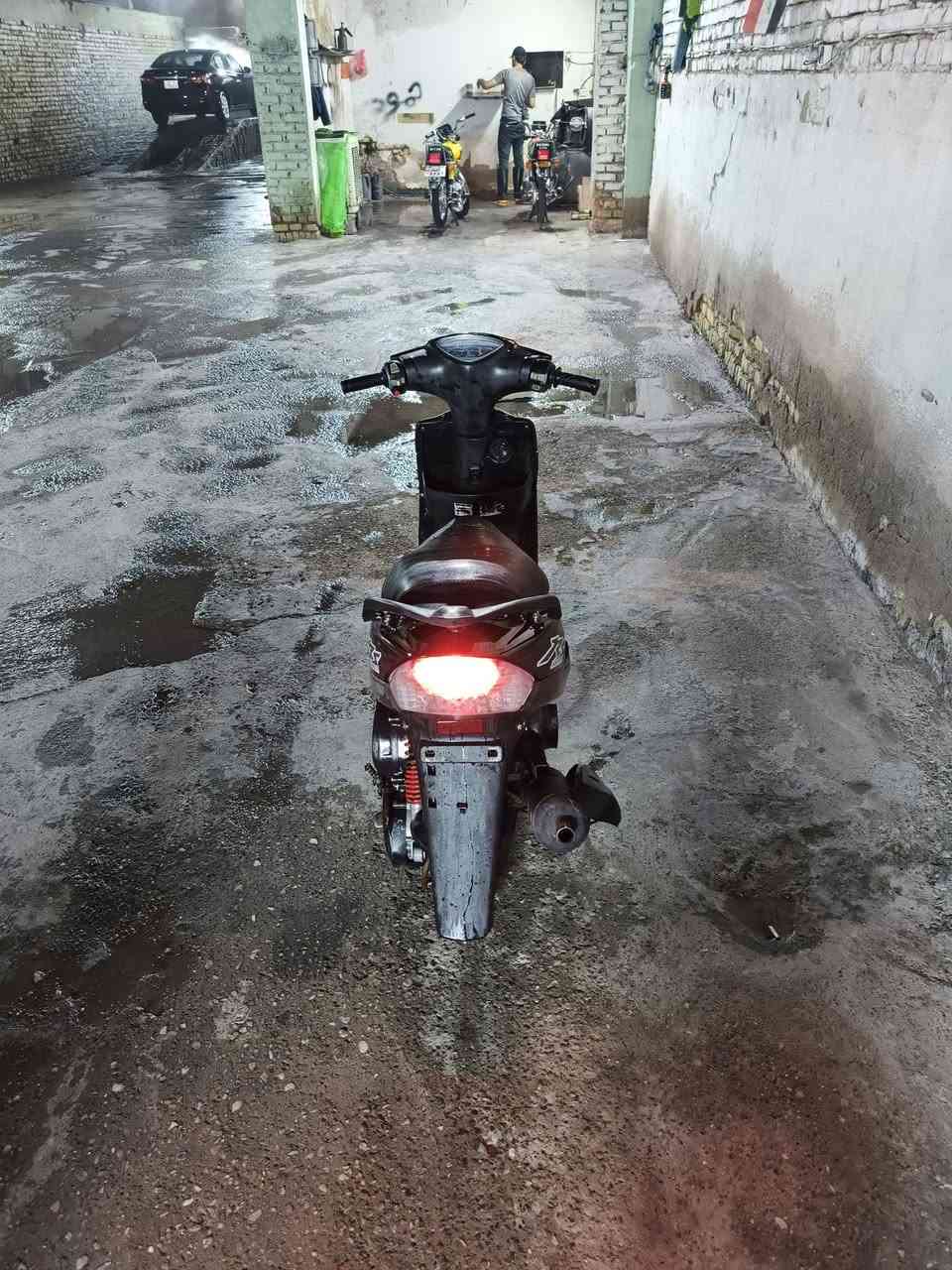 السلام عليكم
مكلف بالنشر!!! 
ماكس عدله للبيع السعر 350   

للتواصل مع صاحب الدراجه *********** يوجد واتساب
