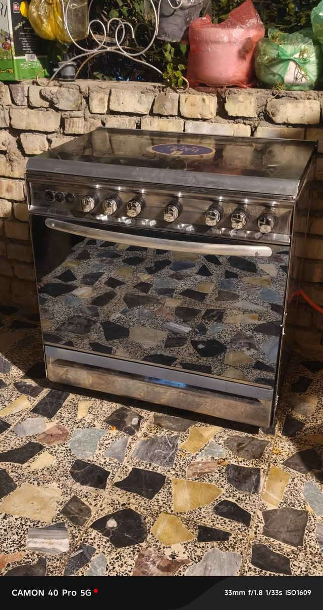 طباخ اديال مصري نضيف شغال نار زركه فرن فوك وجوه سعر 150 عنوان بغداد فلكه حي نصر قرب العبيدي  للستفسار اكثر اتصل على الرقم  0773 471 2939 بغداد, العراق
