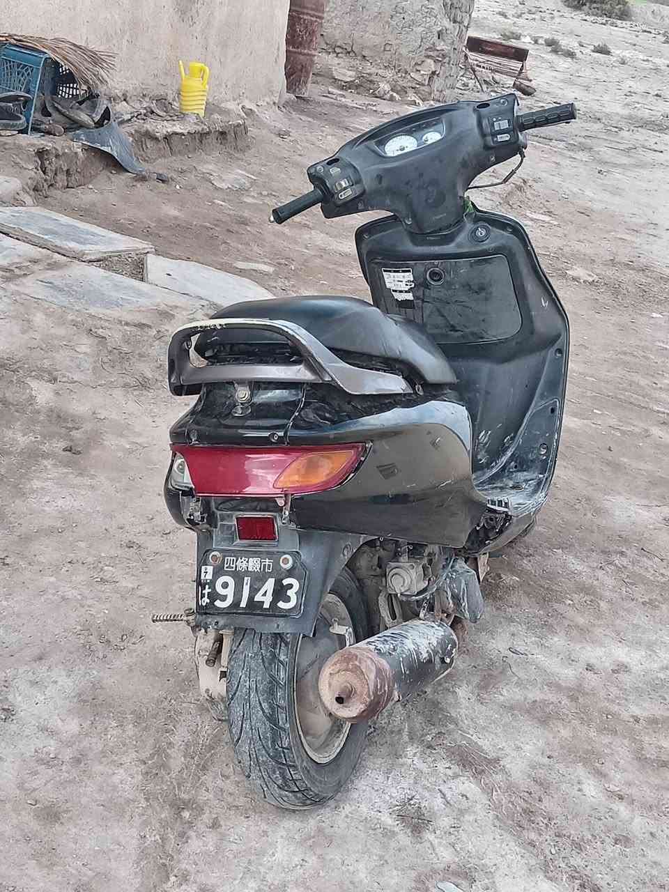 سلام عليكم ورحمة الله وبركاته.
دراجه جاهزه محرك مامفتوح و كابريته جديده
بيع أو مرارس ب٤كير مع الفرق إذا مضيفه
***********
مكان الرميثى النجمي
