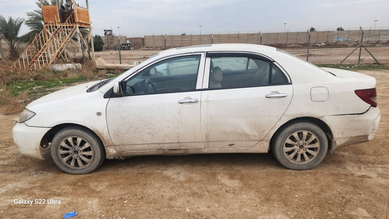 اسلام عليكم عندي سيارة بي واي دي ٢٠١٢ f3 بيه بجم***********
