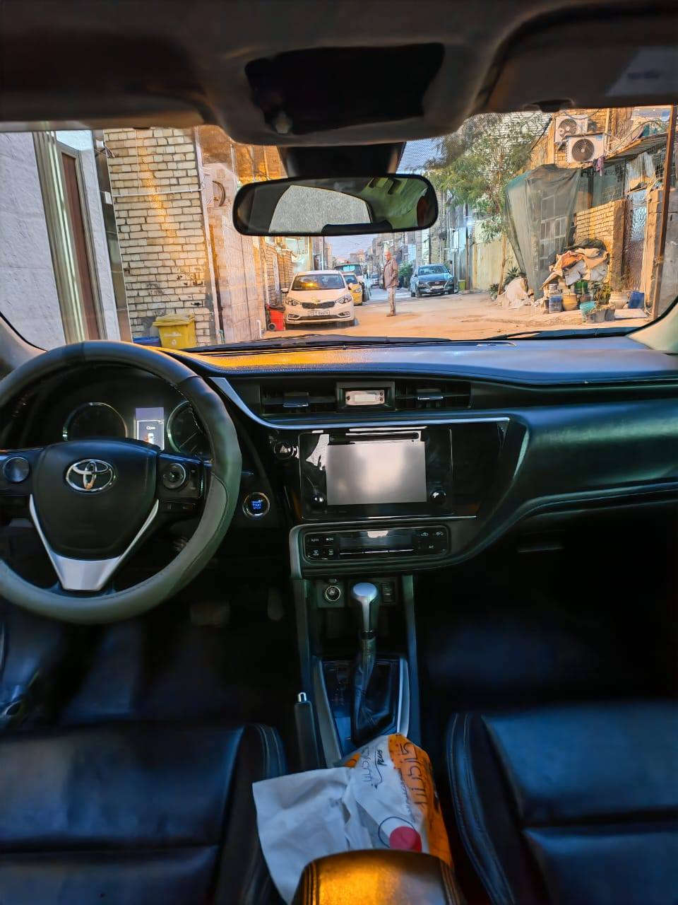 السلام عليكم كورلا موديل18 وارد سياره كامله مابيهه نقص كير محرك صدر مواصفات بصمه فتحه كشنات كهربائي وجلد تحكم ستيرن تحكم مري حادثها بونيد وجاملغ والجاملغ وباب السايق مبدلات ابلاديات سياره فئة XSE موجوده 
  بغداد الخطيب الزراعي السعر 133 رقم بغداد 
***********
