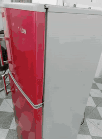 مجمده  نضيفه مال عام وثلاجة  شويه تعبانه  للبيع  قفلهن100 ***********
