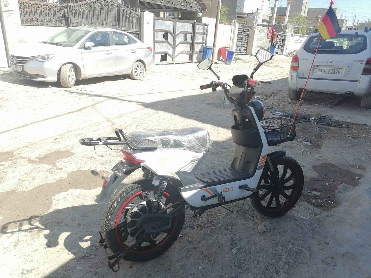 السلام عليكم دراجه نوع. HISللبيع تمشي من100ال110كيلو بطاريات 32A متكونه من اربعه بطاريات ترايك من ابي غريب للفلوجه توديك وجيبك شحنه و حده و تنضالفه بطاريه خمسه عقل جبير مال ستوته  مصارله هواي عدي ثلاث اشهر مشالله نضيفه نضافته مثل لصور لدات لون ازرك تحت الدراجه ويا لايت عللي سعر 600بيها مجالل للطيبين مكاني ابي غريب خرناباات


**إذا كنت صاحب هذا الإعلان وتريد حذفه لأي سبب، رجاءا أرسل رسالة إلى الدعم الفني**