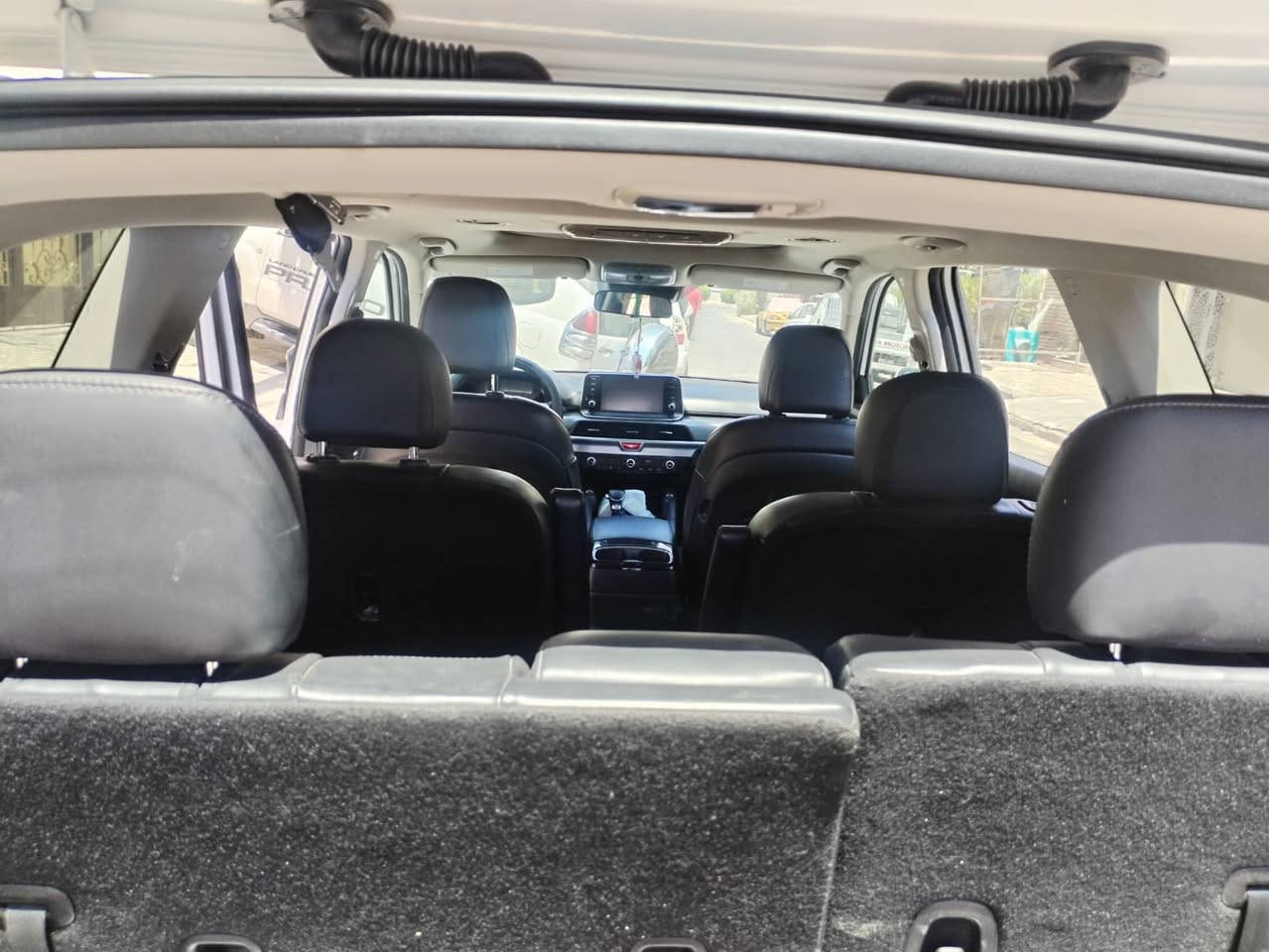 سلام عليكم كيا  تلورايد  موديل 21فئهs  مواصفات  التلورايد معروفه ما عدا باب الجنطه عادي مو كهرباء حادثها ربع جاملغ السايق مصلح مصبوغ ربع الجاملغ  وايضا ايرباك الدركه والي تحت الستيرت  طاكات   ماشيه59 كيلو  متر بيها بارد بالجنطه تحت الرقم ايضا بيها بارد  تحت قبق البانزين كد اربع اصابع  
مكان السياره بغداد حي اور 
السعر 275$ 
رقم الهاتف 7715240451
