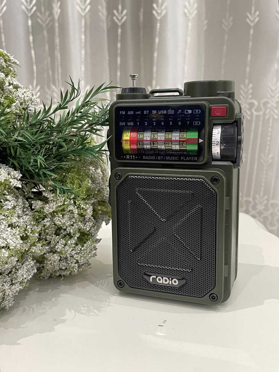 راديو طوارئ  موديل R11 لون زيتوني
3 موجات AM FM SW
بلوتوث 
شحن تايب C و هندر وطاقة شمسية
منفذ رام

للطلب والاستفسار على الخاص
متوفر توصيل لجميع محافظات العراق


**إذا كنت صاحب هذا الإعلان وتريد حذفه لأي سبب، رجاءا أرسل رسالة إلى الدعم الفني**