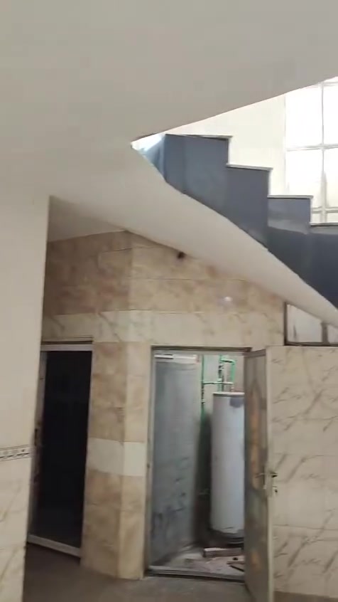 بيت للايجار في الجمعية ايجاره 400 قفل بدون معامل التفاصيل اكثر مع صاحب الدار هذا رقمه   ‏‪***********‬‏
