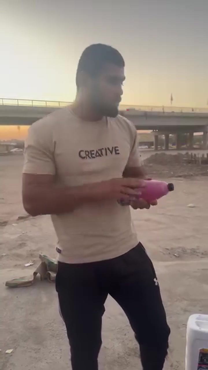 مزيل دهون مزيل تكلسات وصاخا منضف عام لجميع اجزاء السيارة والدهون المصتعصيه والزنجار والملاح طباخات الريضيات والقمشه لتلميع ودواخل السيارة الحجز والستفسار مراسله الصفحه يوجد توصيل جميع محافضات العراق مجانا @إشارة


**إذا كنت صاحب هذا الإعلان وتريد حذفه لأي سبب، رجاءا أرسل رسالة إلى الدعم الفني**