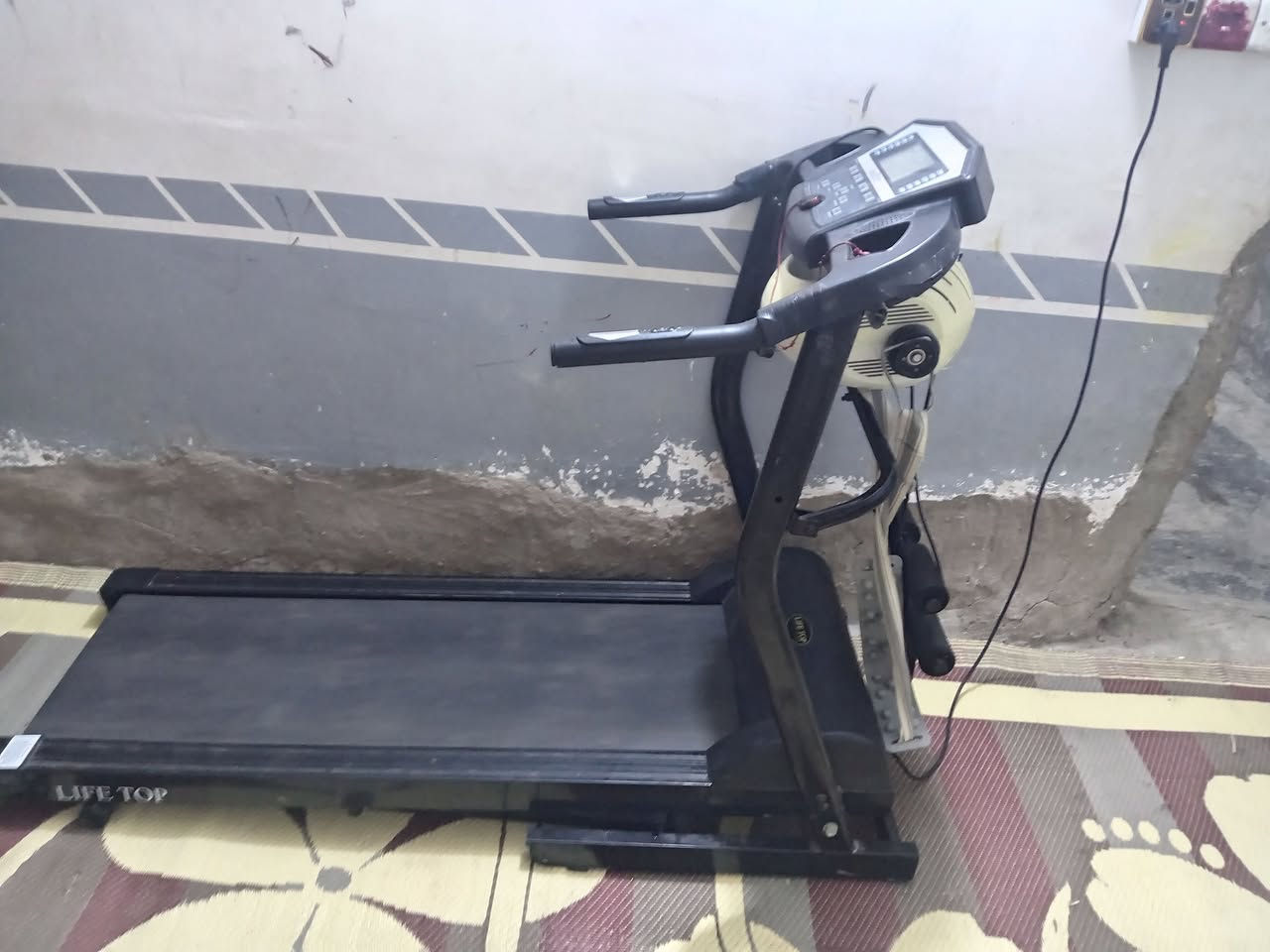سلام عليكم جهاز جري ابيع مكانه كوفه سعرميتين***********

