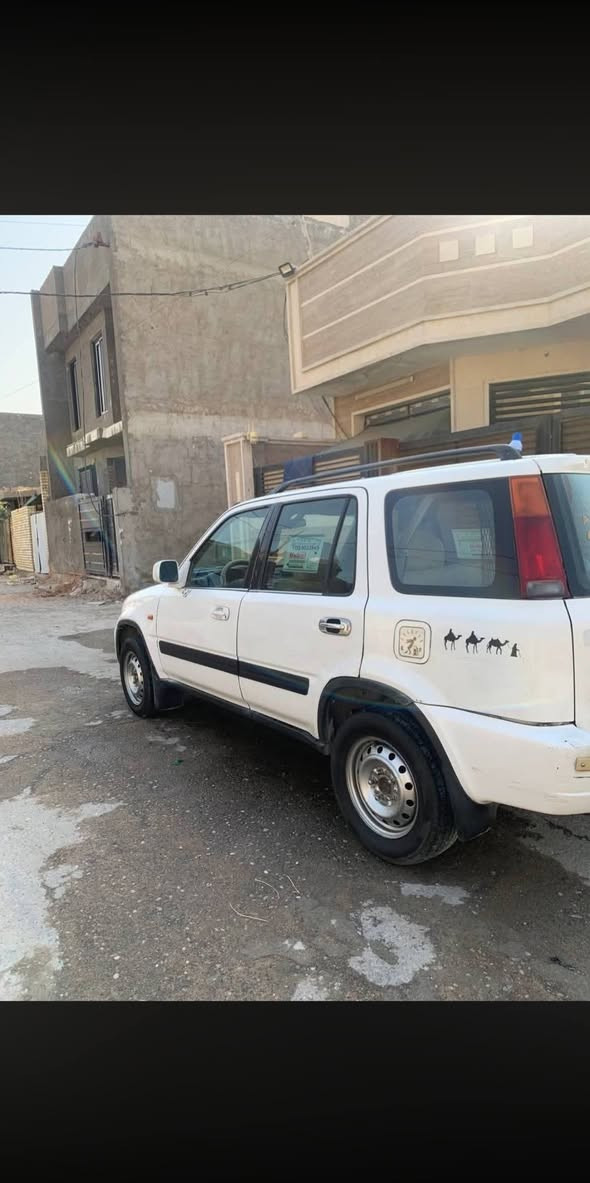 السلام عليكم سياره هوندا ياباني كير ومكينه يابانيه موديل 98 رقم انكليزي بغداد سنويه 29 هزه جديده تحويل ثاني يوم بيع مراوس مكان كربلاء رقمي ***********
