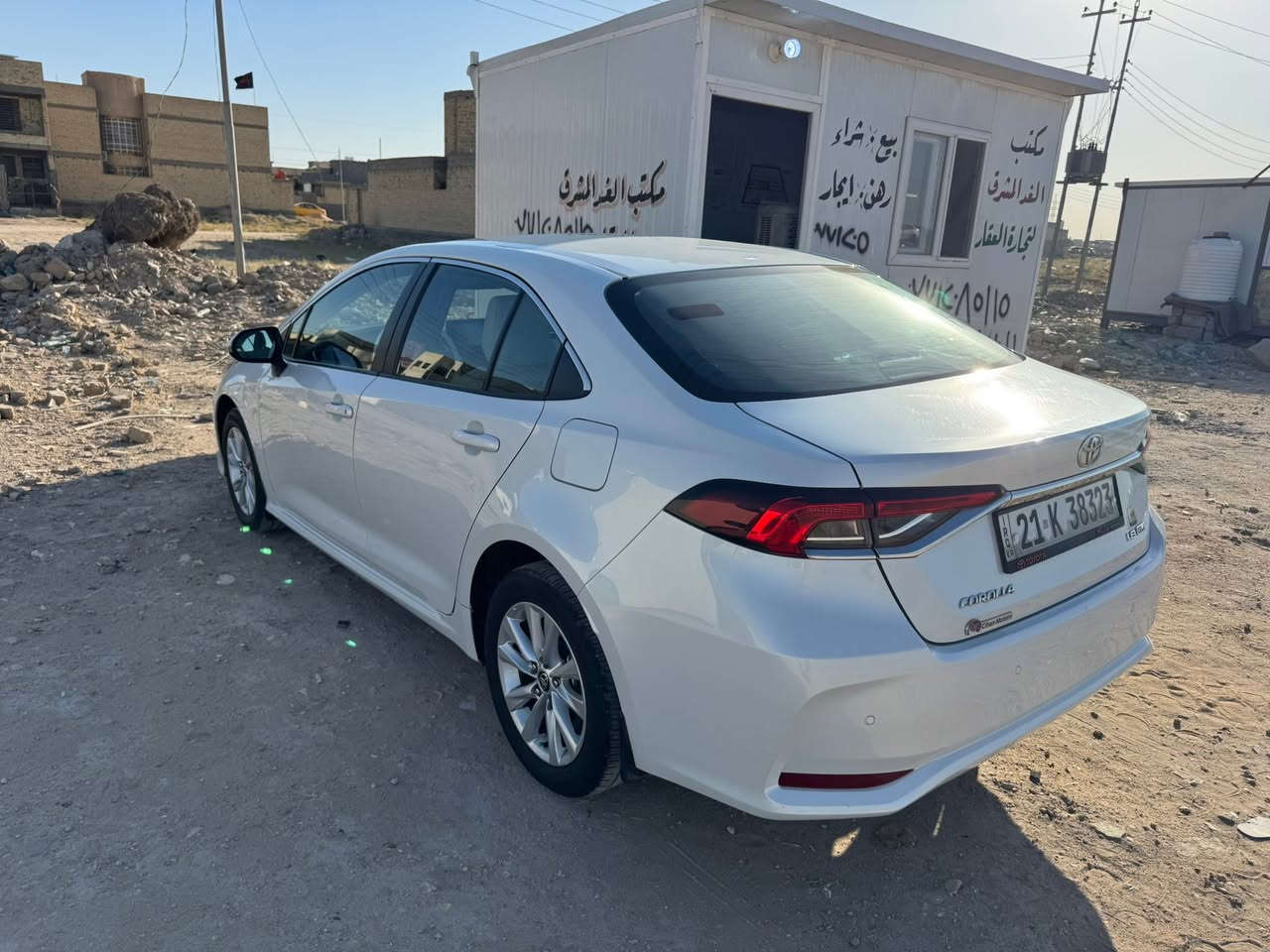 � للبيع | تويوتا كورولا 2023 🚘
السلام عليكم ورحمة الله وبركاته،

 تويوتا كورولا موديل 2023 ياباني اصل مو صيني بانزين فقط

المواصفات:

✅ فول مواصفات (عدا فتحة السقف)

✅ شاشة كبيرة

✅ شاشة عدادات ديجيتال

✅ ثلاث أنظمة قيادة

✅ حساسات أمامية وخلفية

✅ ويل كاب

✅ بحالة الوكالة

📍 معلومات السيارة:

* ماشية 25 ألف كم فقط.

* استخدام شخصي.

* السيارة نظيفة جدًا من جميع النواحي.

*ملاحضه السياره بيها بارد بل باب والجاملغ السونار موجود 

*مكان السياره كربلاء المقدسه

*الهزه بعدها ما منتهيه 

📄 الرقم: سليمانية الجديد  بسم عربي تريد التحويل أو الوكالة متوفران حسب رغبة المشتري.

💰 السعر: 172، مع مجال بسيط للتفاوض.

📞 للاستفسار والتواصل:***********

حجي حيدر
