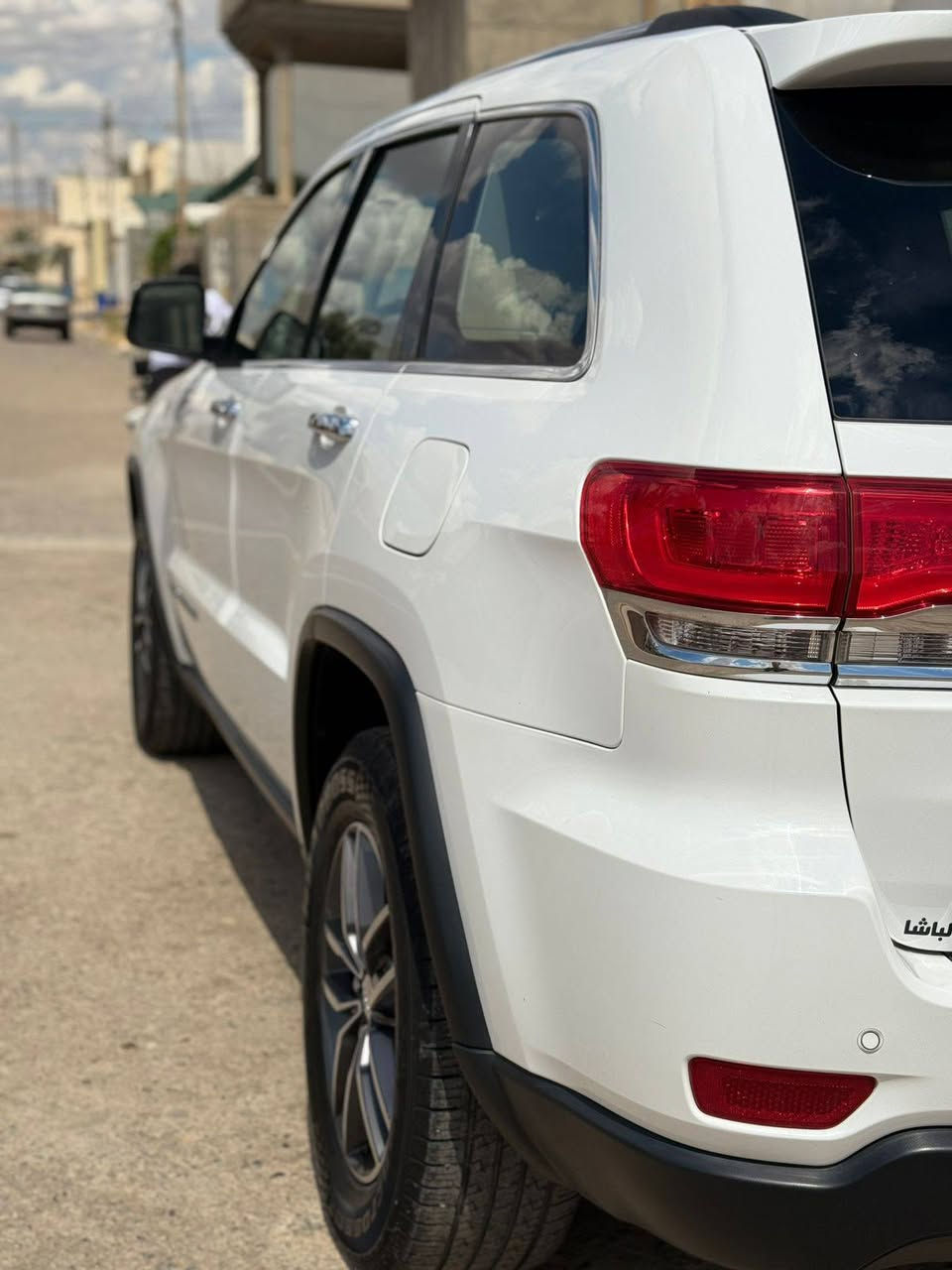 ياالله

السلام عليكم جيب لمتدد 2017 وارد امريكي 

 2017 JEEP LAREDO

المسافة المقطوعة : 114 ميل 

         حجم المكينه : 3.6    V6

الضرر : ربع بنيد صبغ فقط بدون دواخل 

#مواصفاتها

1.شاشه

2.فتحه

3.كشنات جلد

4.كشنات كهرباء

5.ويل كب

6.حساس امامي

7.لايتات زنون 

8.هيتر بالاستيرن 

9.بكلايت لد

10.حساسات خلفيه 

11.تشغيل عن بعد

12.اشاير بالمري 

13.بصمة ابواب

16.كامرا خلفيه

17.هيترات بالكشنات

18.قطعتين تبريد

20.بصمه

كير، مكينة، تبريد شرط

‎💬 السيارة جاهزة من كلشي – أي نقص مو موجود!

🔴 السعر 💵 اتصل على رقم 💸✅

📍 المكان: كركوك (طوز خرماتو)

تفاصيل اكثر هذا رقمي***********  تحياتي
