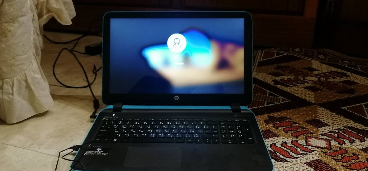 لابتوب  hpشركه معروفه جيل العاشر ويندوز لل العاب والبرامج لابتوب قوي كلش للبيع او الماوس  للاستفسار  ***********.
