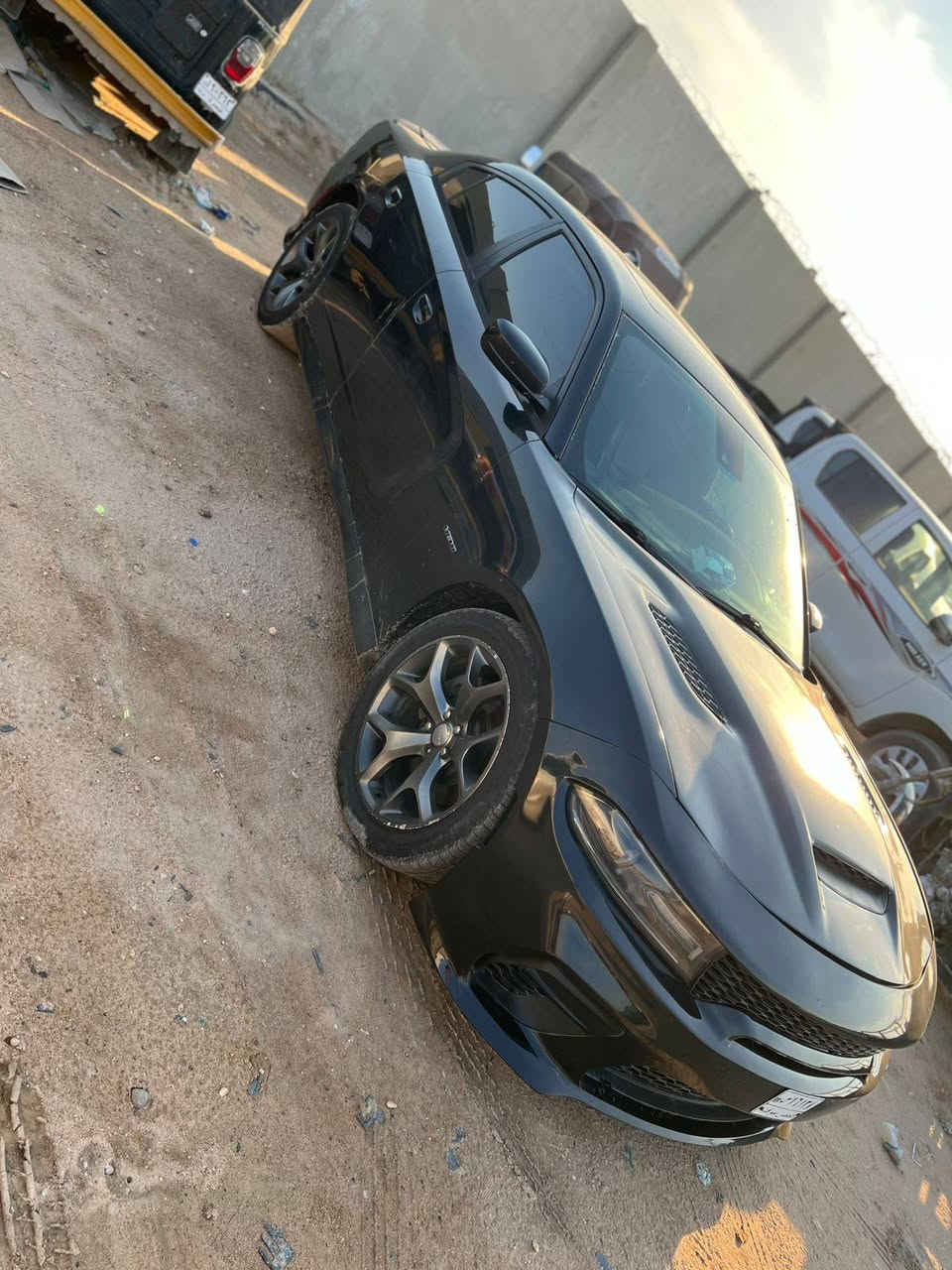 سلام عليكم جارجر السعر 135 ورقه وبيهة مجال فول مواصفات للخير رادار فتحه بل قماره سستم سماعات دمام بل جنطه كشنات جلد حضن بدون حادث داخله  سرقه قطعتين بدون ايرباك 18 معلايه 23 بدون رقم دخول جديد تخم تاير جديد مكاني ناصريه سوق الشيوخ ***********
