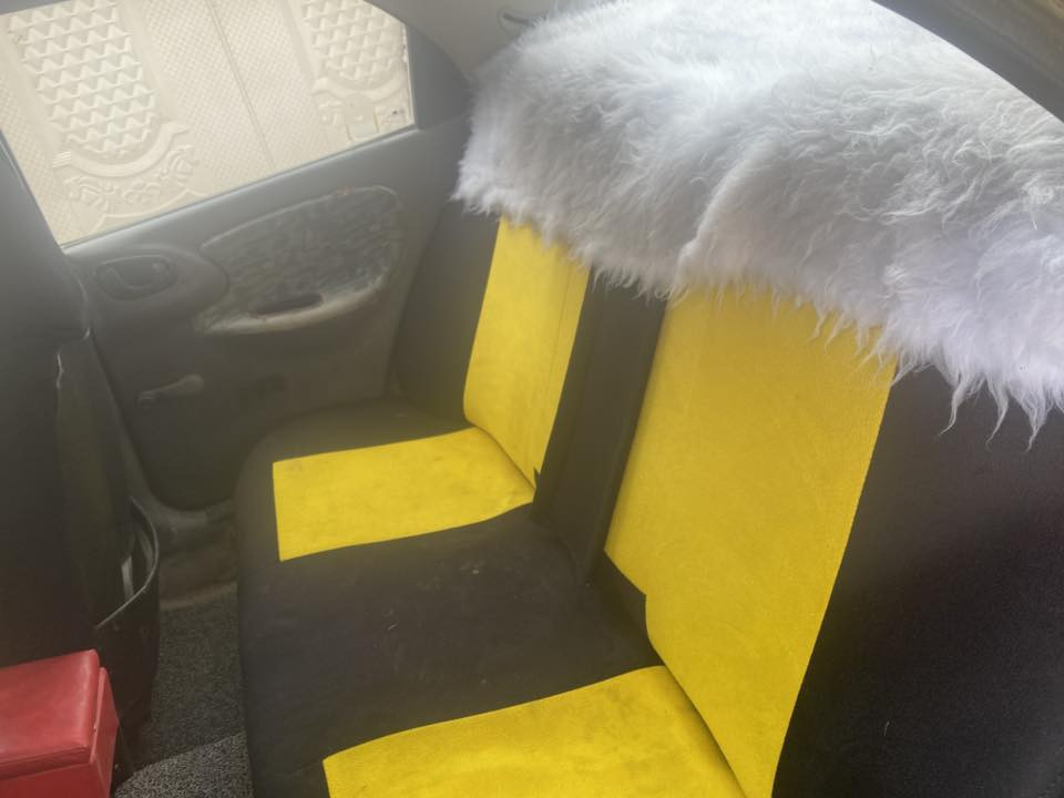 سلام عليكم    دايو لانسو    موديل 97  سيارة جاهزه بس يحتاج عيار
كلاج رقم صلاح الدين سنويه كارتوني احمر
صاحبها موجود كركوك حي العسكري شرط وكله والباقي ابيع جف تراب سعر ستوته 15 ورقه بي مجال قليل *********** 
مامتوجد عل فيس
