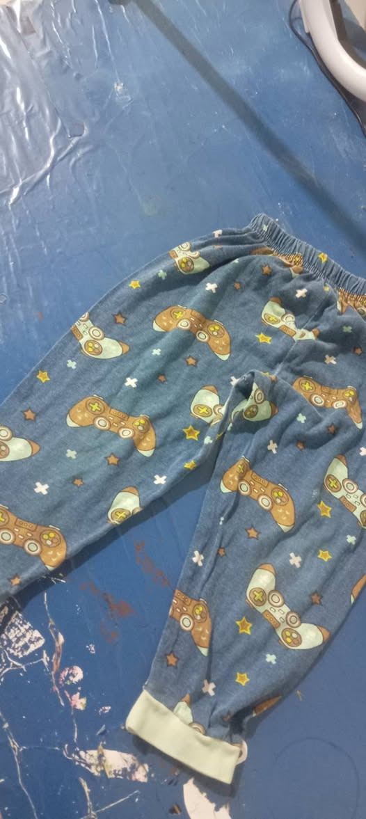 السلام عليكم عندي ملابس باله اوربي اطفال امانت الله كله نضيف قطعه  52 قطعه اريدهم 40


**إذا كنت صاحب هذا الإعلان وتريد حذفه لأي سبب، رجاءا أرسل رسالة إلى الدعم الفني**