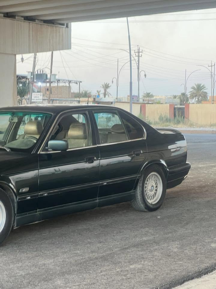 السلام عليكم 525 1993 مسكر عدل كير محرك خير من الله فول مواصفات دبل جكمجة داخل صاج ملكي بردات بالابواب مصبوغة جمالية سلايت شلعة ومعدل ماشاءالله السعر 50 مكاني سامراء للاستفساًر ***********
