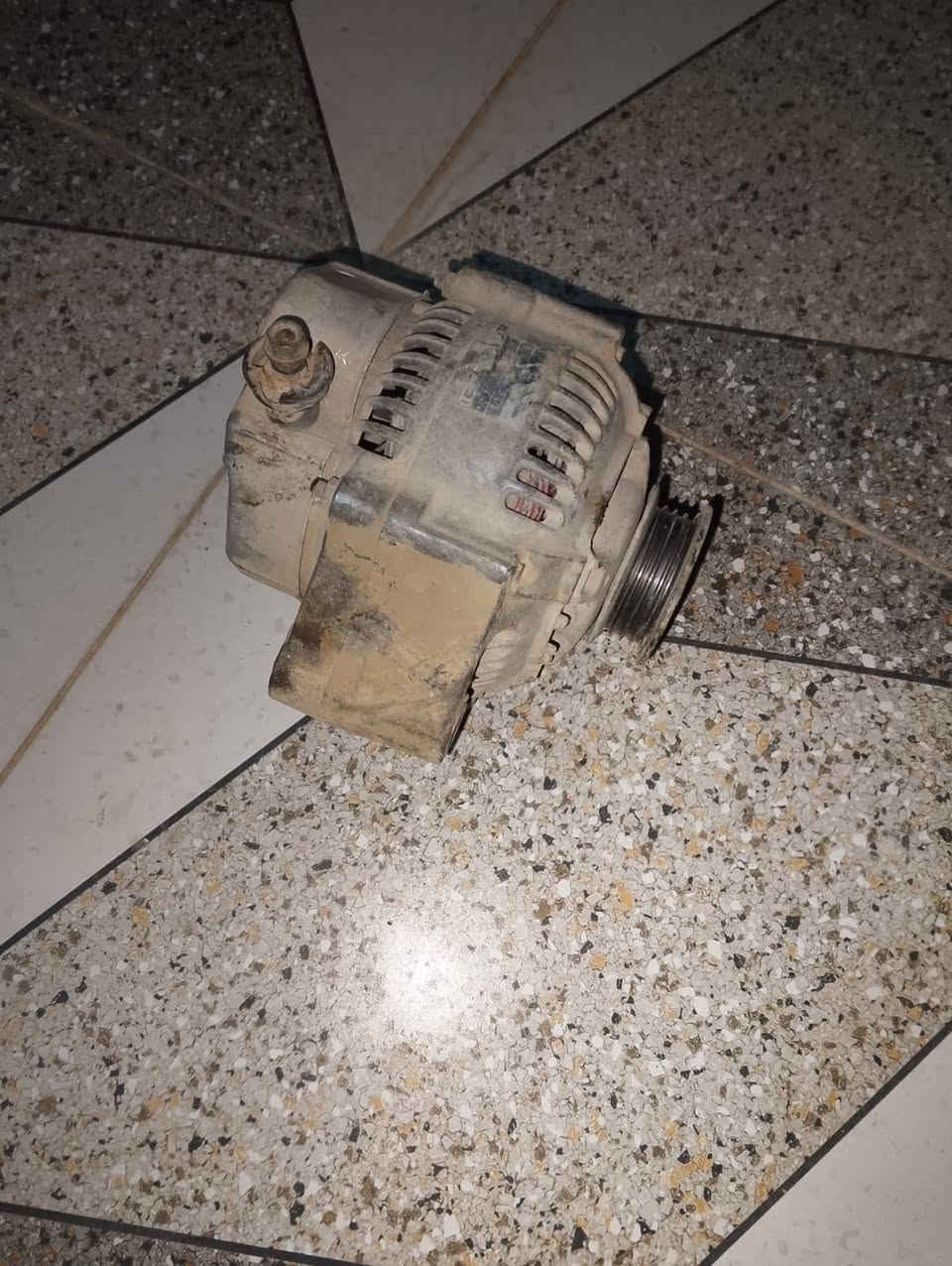 سلام عليكم غراض ونجي للبيع   مسطره ونجي شرط شغل سعره 150 وبيهه مجال بسيط + دينمو سعره 60 وبي مجال + باور شرط شغل سعره 75 وبي مجال مكاني شطره رقم 📱 ***********
