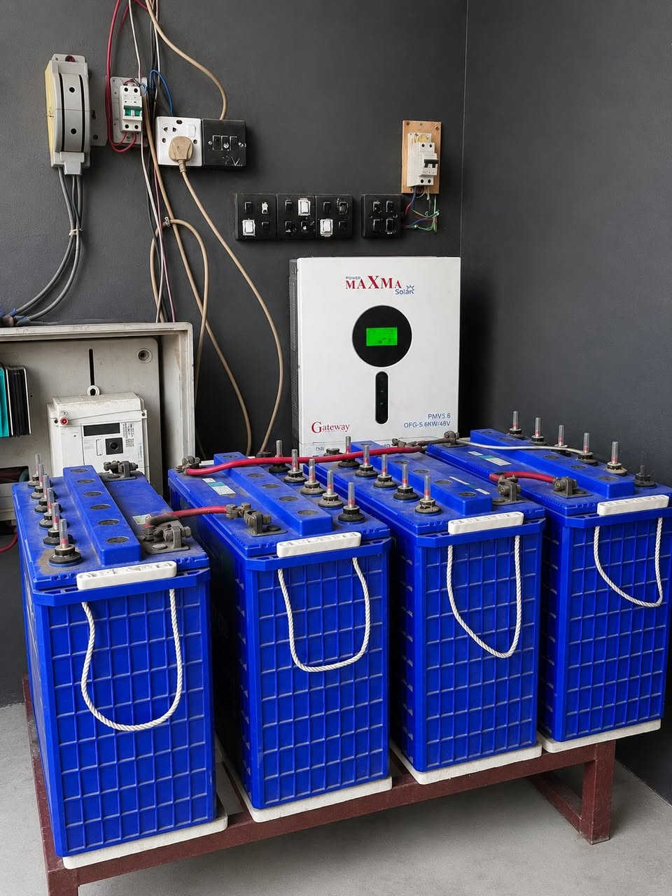 للبيع عاكسه ماكسيما 5.6 kw
مستخدمة سنة فقط مع بطاريات استخدام ٦ اشهر 
تنطي ١٢ امبير 
بسعر ٢مليون ونص 
الاتصال او وتساب 

0773 195 1544
المكان بعقوبة الجديدة

