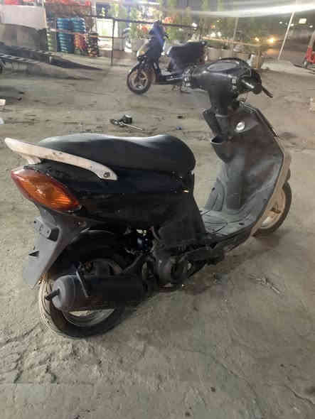 ماكس بجمع دراجه نضيفه شلعه قويه سلف نكره هندر شغال حلوه وكاعده دراجه مال كراب
مكان اليياع  
سعر ٣٥٠ بيه مجال كللش قليل
 ‭٠٧٧٦ ٣٧٠ ٧٦١٩‬
