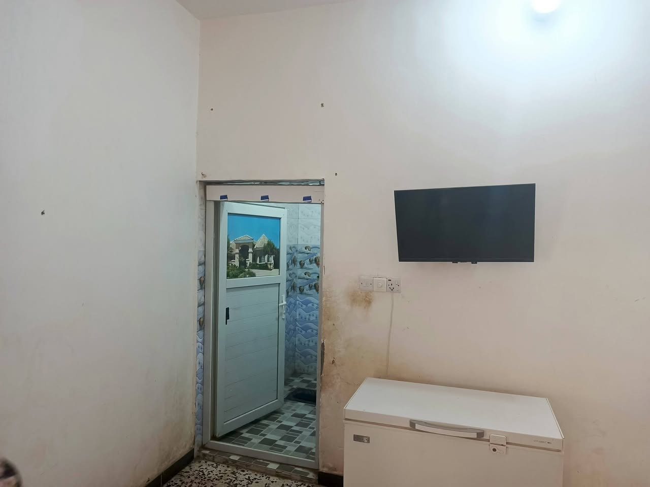 سلام عليكم
بيت للبيع حي الحكيم شارع الوائلي خدمات كاملة مي مجاري كهرباء شوارع صب خدمات كاملة بلديا 
لبيت 6غرف نوم بي مساحتها 210 بناء 2025
استفسار خاص او *********** أو ***********
واتساب موجود
