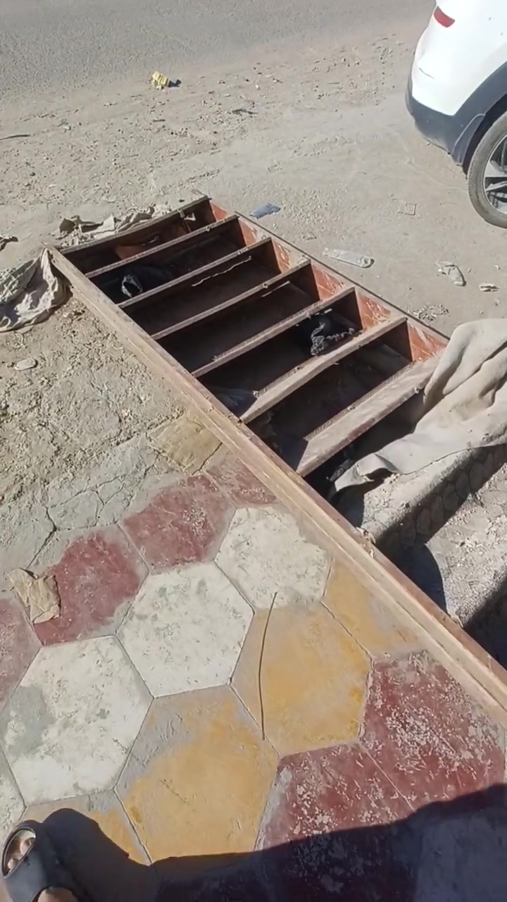 السلام عليكم
محجر تسكام للبيع الطول اربع أمتار
***********
