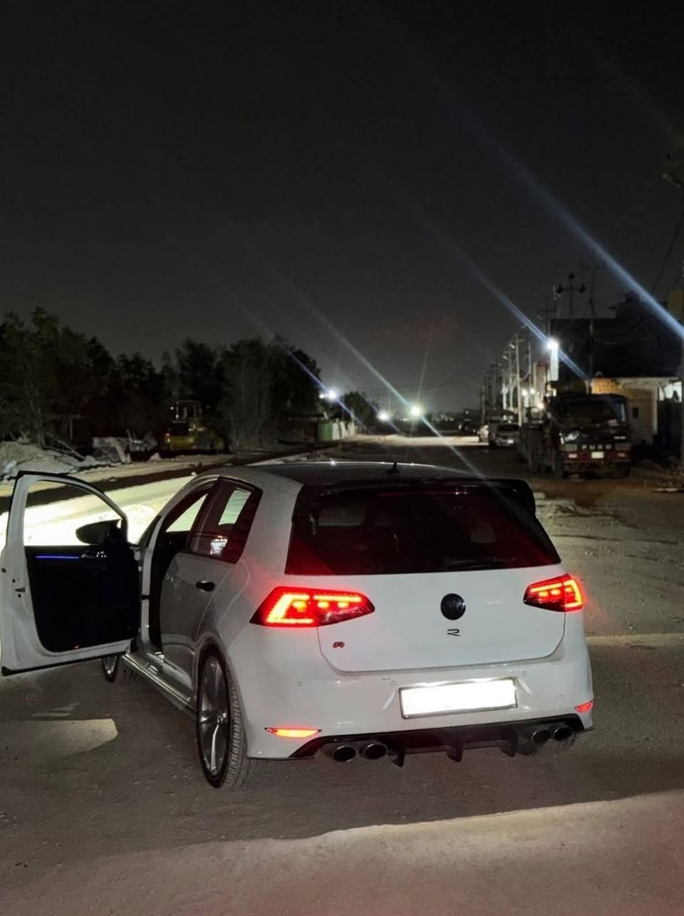 للبيع او المراوس .. 

Golf R 2016 mk7 
خليجي وكالة صباح

الممشى : 98،000 قابل للزياده 
بيها جاملغين مبدلات جانن كاربون فايبر وهسه بلون السيارة 
البنيد كاربون فايبر اصلي ، ويل قياس 19 مال R .. 
، 
التزويد .. 
توربو هايبرد stage2 
charge pipe 
h pipe 
y pipe 
دبات Corsa اكتف اكزوز 
نوزلات ريسنك 
بليكات ريسنك 
برمجة ايثانول 
برمجة استخدام يومي + برمجة دوسات 
، 
للتواصل : *********** 
او دايركت
