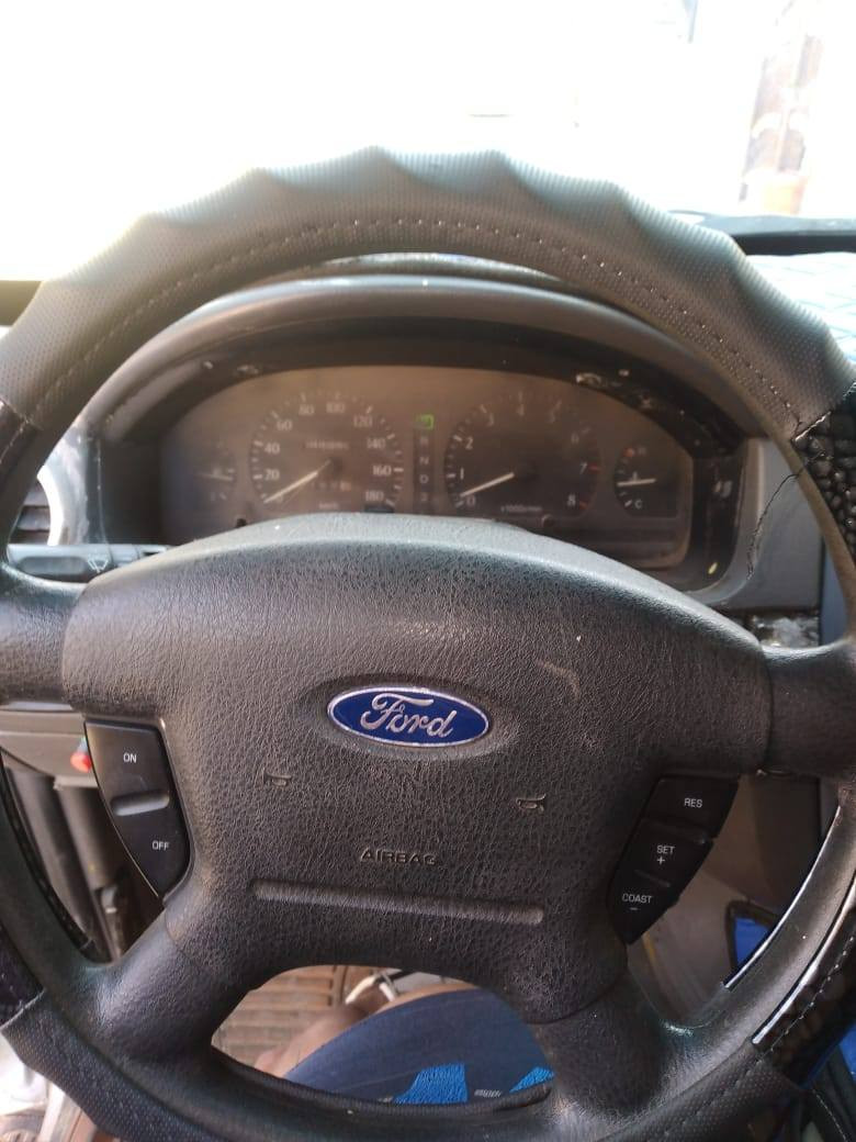 تحية طيبة…
للبيع سيارة فورد إكس مدور موديل 2003 بحالة جيدة وجاهزة للاستخدام.
اللون: رصاصي
التسجيل: بغداد
السيارة باسمي مباشرة
السكن: بغداد / الرصافة
الحالة القانونية: غير مطلوبة لا مرور ولا أي جهة أخرى
السيارة نظيفة وتستحق المشاهدة، مناسبة للاستخدام اليومي.
للجادين فقط التواصل على الخاص لغرض الاستفسار والمعاينة.

***********
