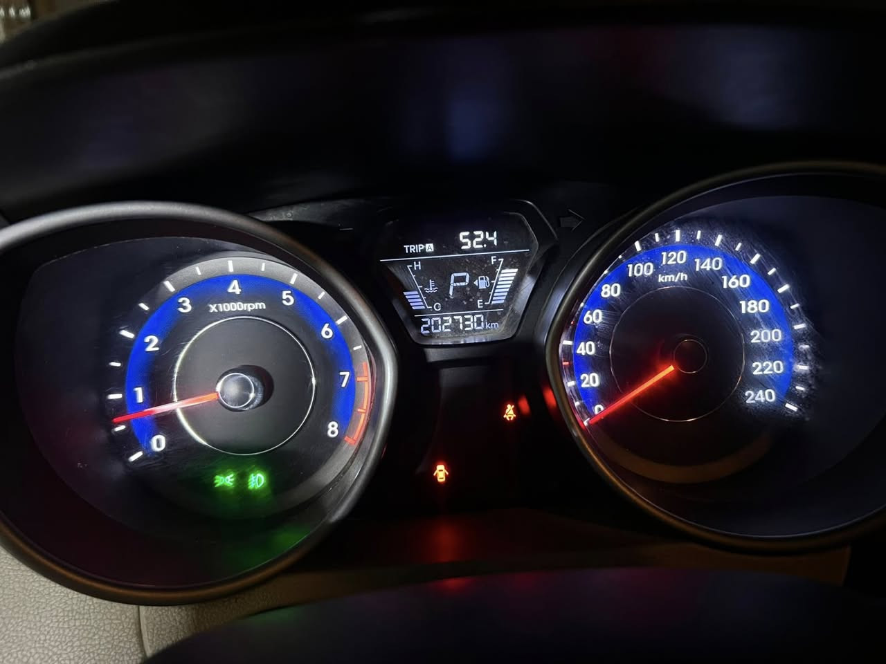السلام عليكم النترا موديل ١٤ فول مواصفات سياره كفاله عامه عده البصمه 
ماشيه 202730 ولسونار بلمنشور محرك ١٨٠٠
السعر 127. وبيه مجال عنوان بغداد الشعب ***********

 .
