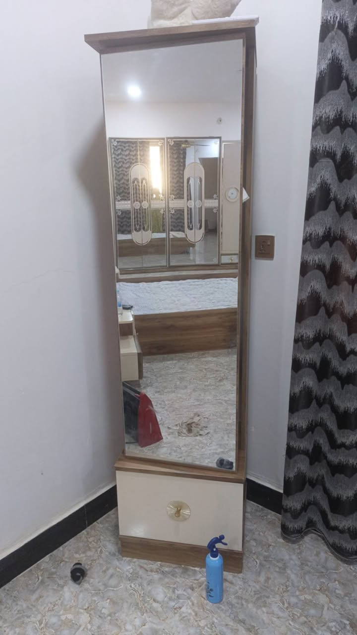 سلام عليكم غرفه للبيع نظيفه ومابيه اي عيب عنوان  واسط الكوت قضاء بدره  سعره 
900 قفل شراي يدخل خاص


**إذا كنت صاحب هذا الإعلان وتريد حذفه لأي سبب، رجاءا أرسل رسالة إلى الدعم الفني**