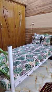 سريرين • نظيف • شهداء