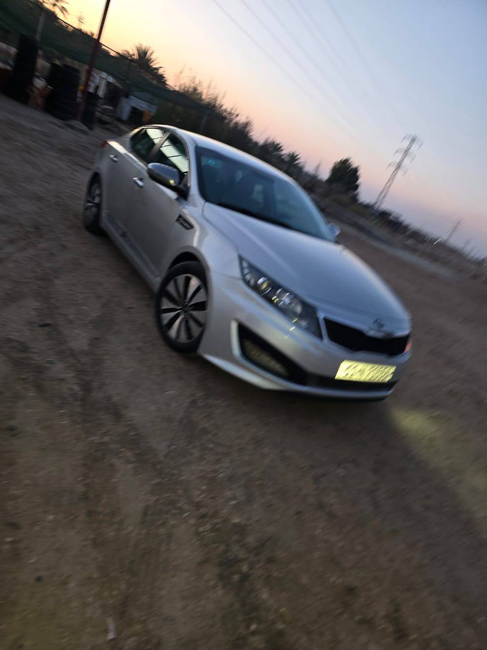 السلام عليكم كيا اوبتما وارد امريكي ضرره جاملغ امامي جهت   بيه تقريبا 5قطع صبغ  بدون حادث ابيع احزام تتكفل تكم وقماره موديل 2011رقم بغداد انكليزي  تحويل مباشر كير مكينه مكفوله تبريد ثلج خير من الله مكان سياره بابل مشروع المسيب السعر 88وبيه مجال
‏‏‪0789 396 8291
