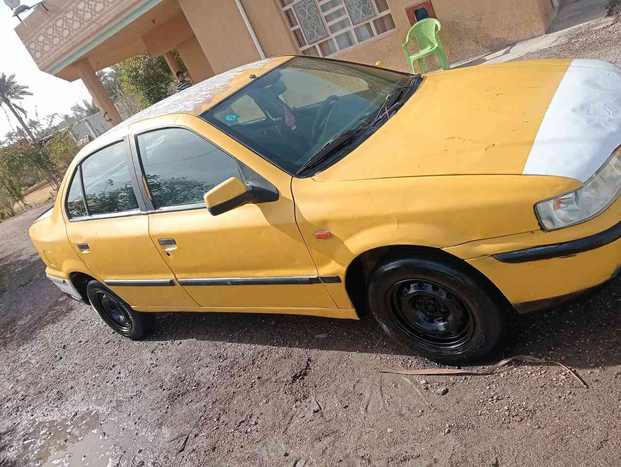 سلام عليكم
للبيع سمند موديل 2009
رقم بغداد مشروع وطني مصفره هيئة وغرامات 
سيارة جاهز مكينة كير صدر تخم تاير 
مكينة بيها خيط تبخير عنوان بغداد ابو غريب 
الهاتف ***********
