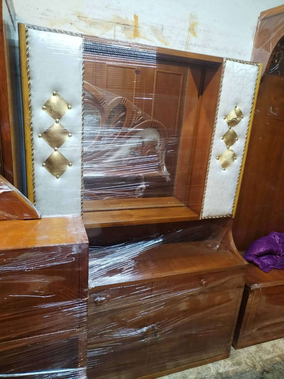 غرفه نوم نضيفه حيل خشب ثقيل السعر 350
الغنوان موصل شراي راسل خاص


**إذا كنت صاحب هذا الإعلان وتريد حذفه لأي سبب، رجاءا أرسل رسالة إلى الدعم الفني**