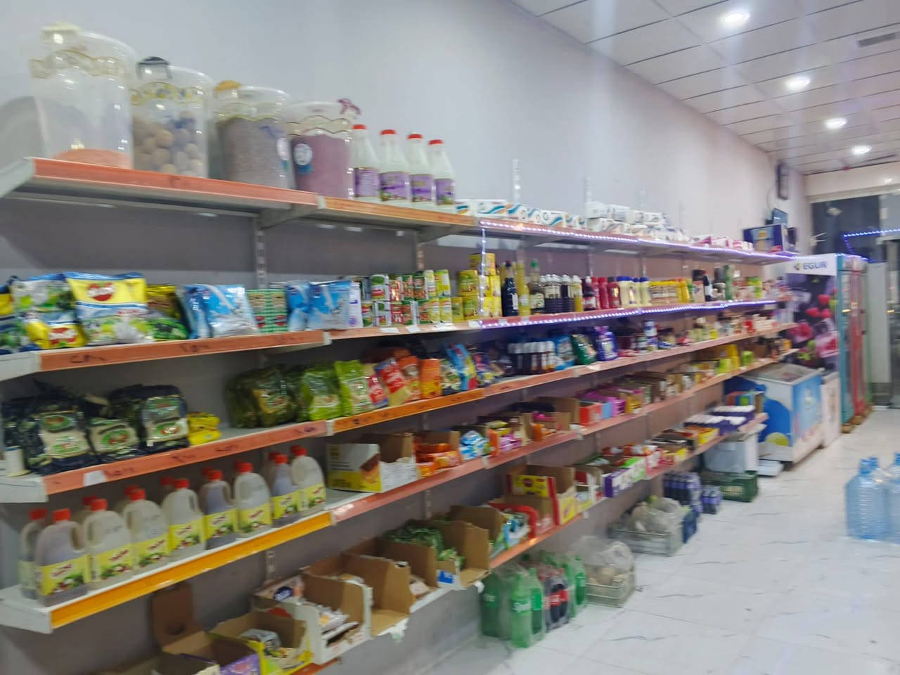 ماركت للبيع فرمان بران قرب مدرسة السعادة *********** واتساب
